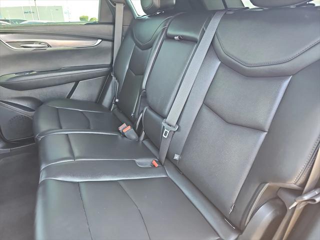 used 2021 Cadillac XT5 car, priced at $23,999