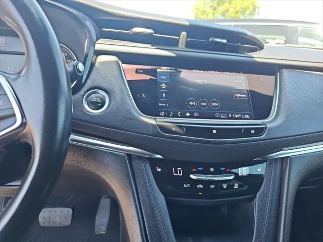used 2021 Cadillac XT5 car, priced at $23,999