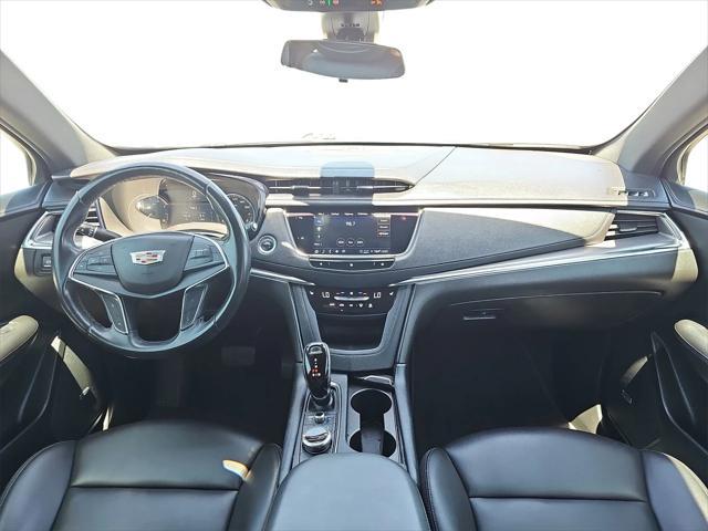 used 2021 Cadillac XT5 car, priced at $23,999