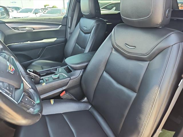 used 2021 Cadillac XT5 car, priced at $23,999