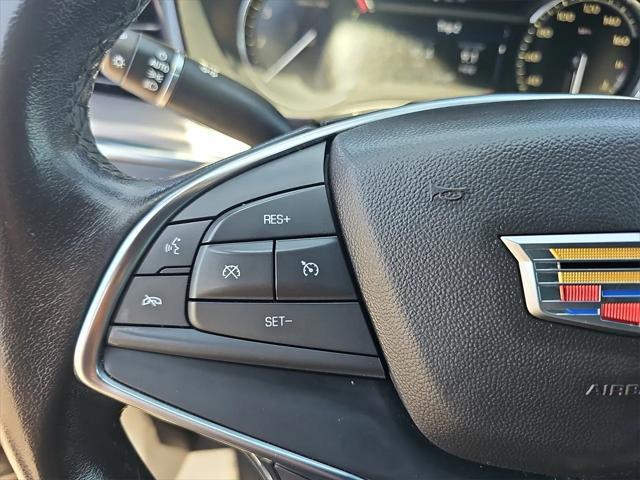 used 2021 Cadillac XT5 car, priced at $23,999