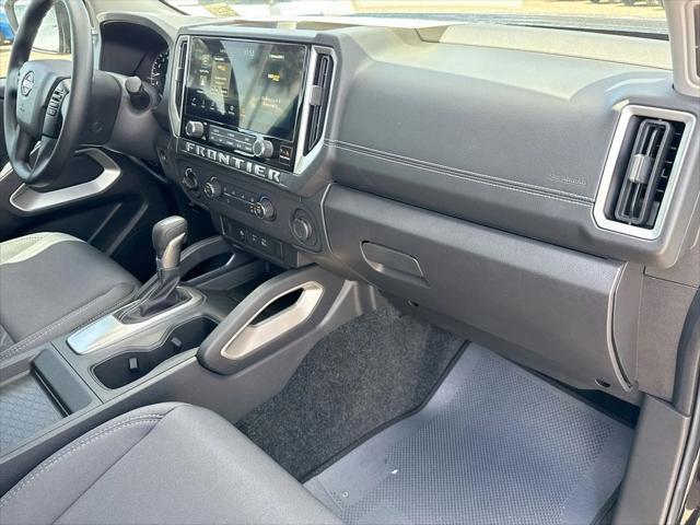new 2025 Nissan Frontier car, priced at $40,275