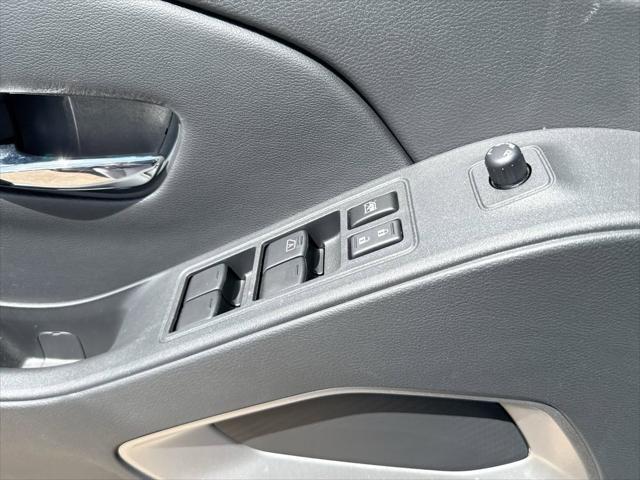 new 2025 Nissan Frontier car, priced at $40,275