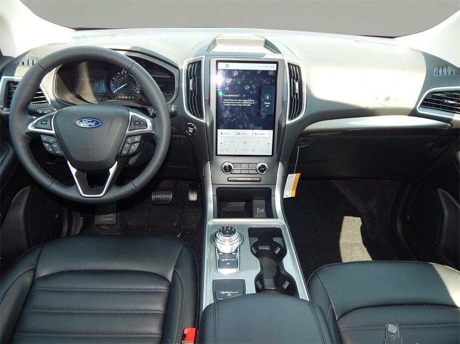 new 2024 Ford Edge car, priced at $34,120