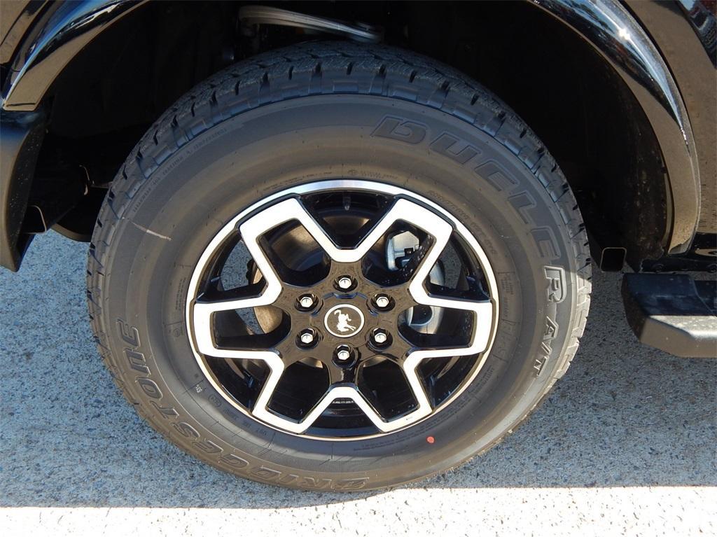 new 2024 Ford Bronco car, priced at $49,279