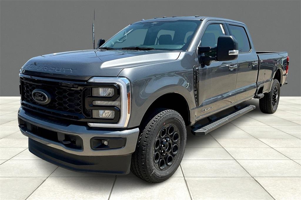 new 2025 Ford F-250 car, priced at $73,113