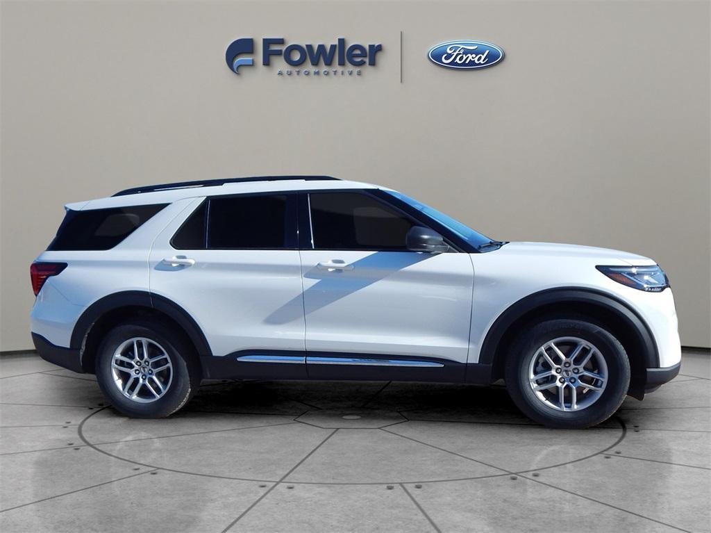 new 2025 Ford Explorer car, priced at $38,745