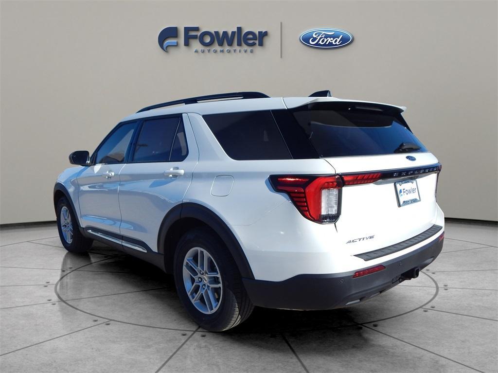 new 2025 Ford Explorer car, priced at $38,498