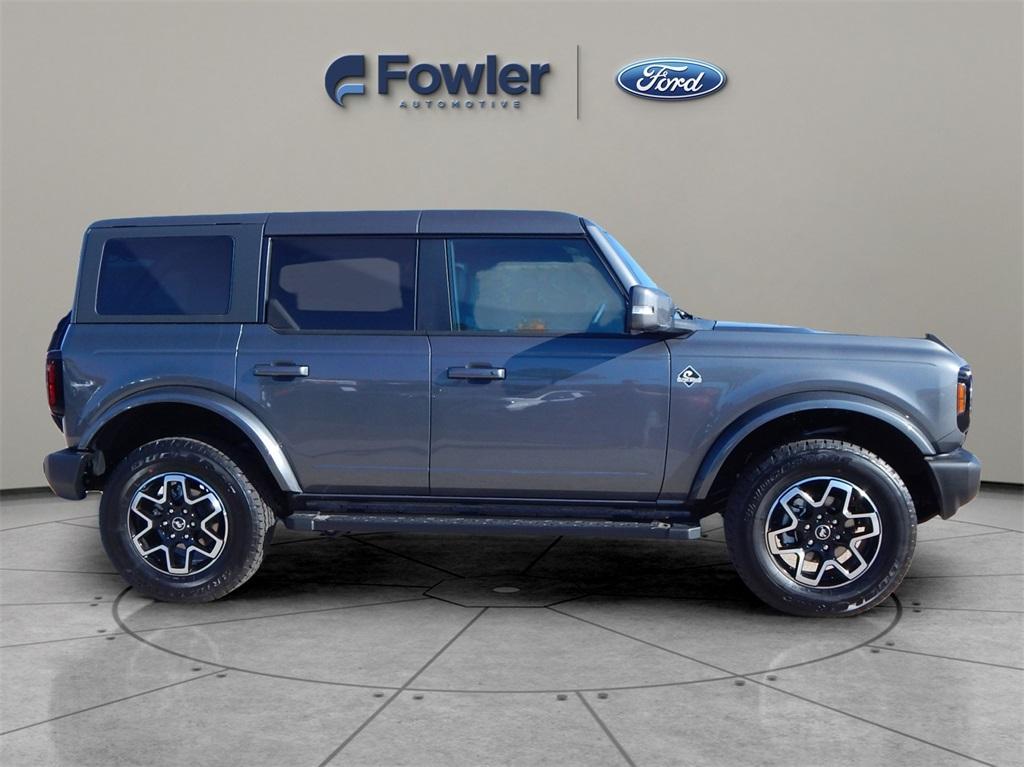 new 2024 Ford Bronco car, priced at $47,279