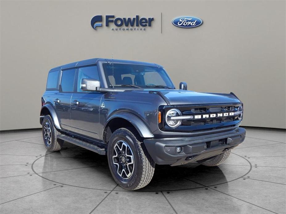 new 2024 Ford Bronco car, priced at $48,279