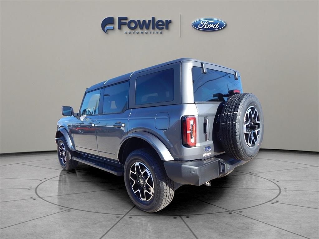 new 2024 Ford Bronco car, priced at $47,279