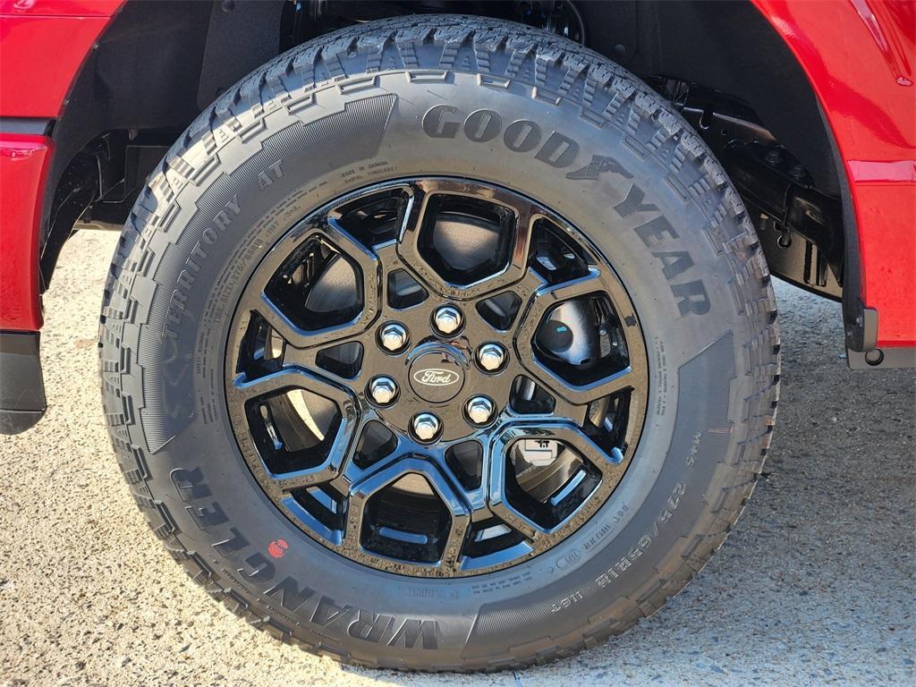 new 2025 Ford F-150 car, priced at $56,812