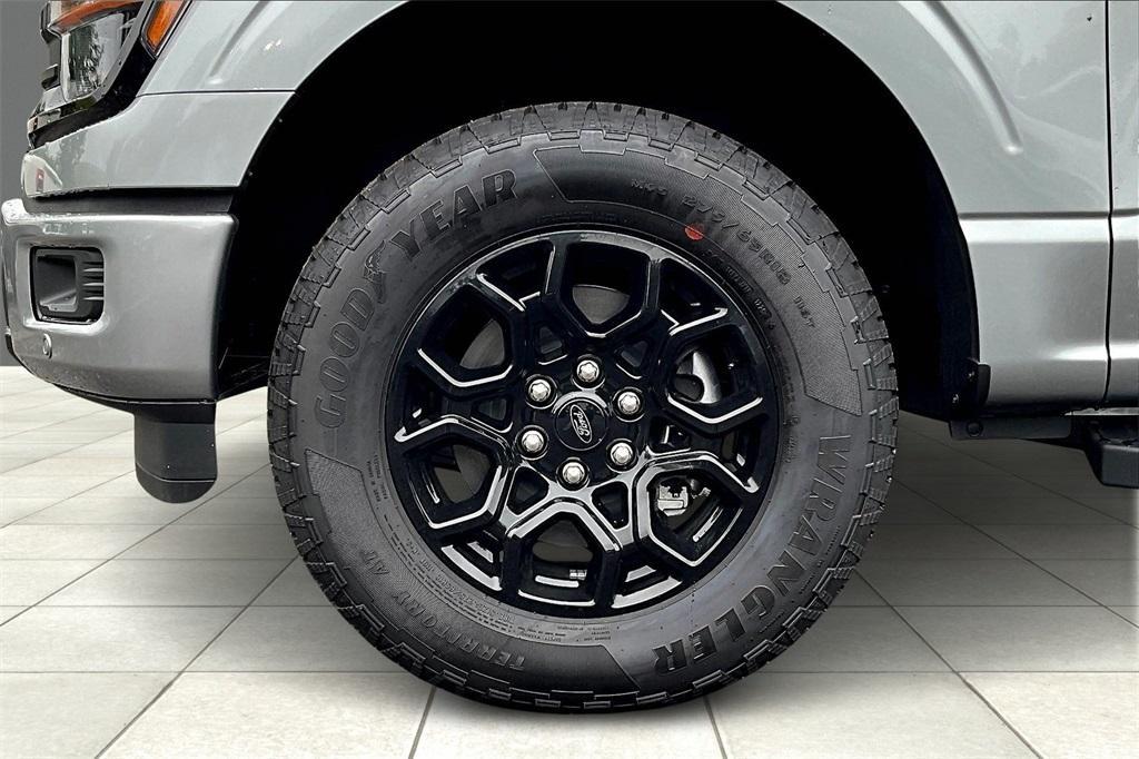 new 2025 Ford F-150 car, priced at $54,081
