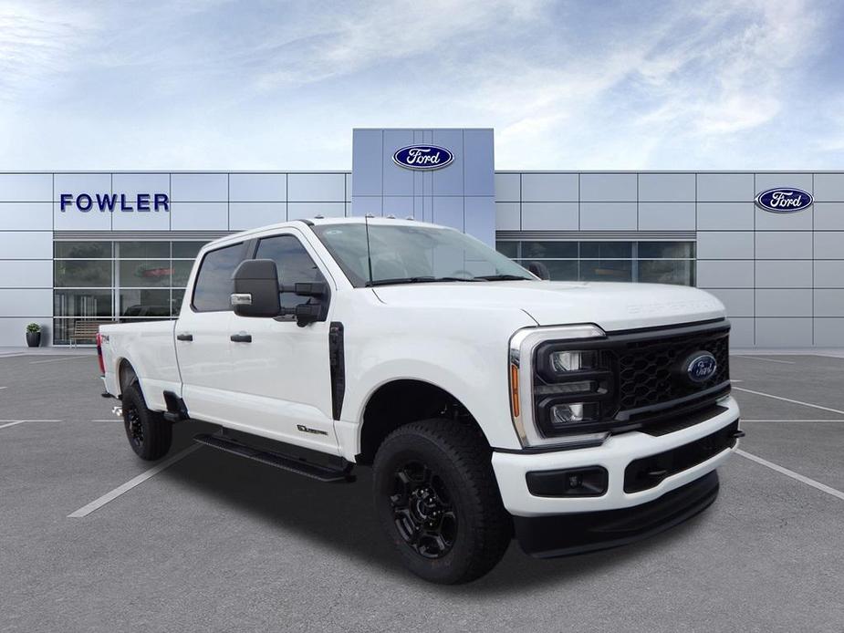 new 2024 Ford F-350 car, priced at $65,634