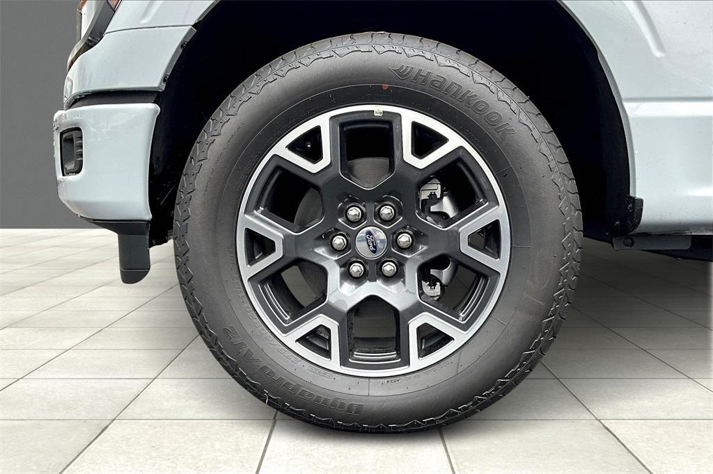 new 2025 Ford F-150 car, priced at $45,811