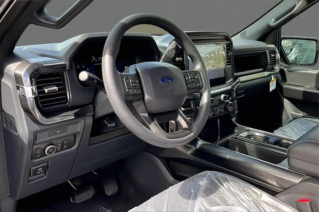 new 2025 Ford F-150 car, priced at $41,896