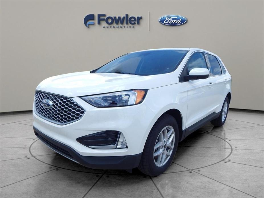 new 2024 Ford Edge car, priced at $34,105