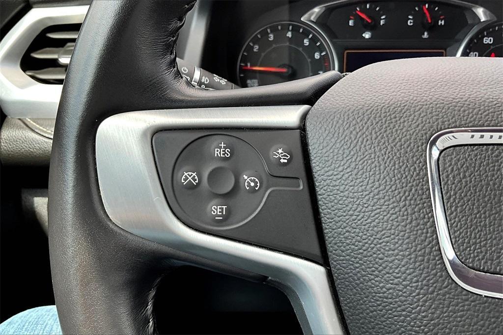 used 2021 GMC Acadia car, priced at $27,996
