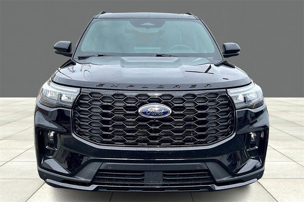 used 2025 Ford Explorer car, priced at $47,900