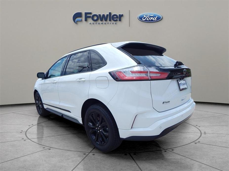 new 2024 Ford Edge car, priced at $32,035