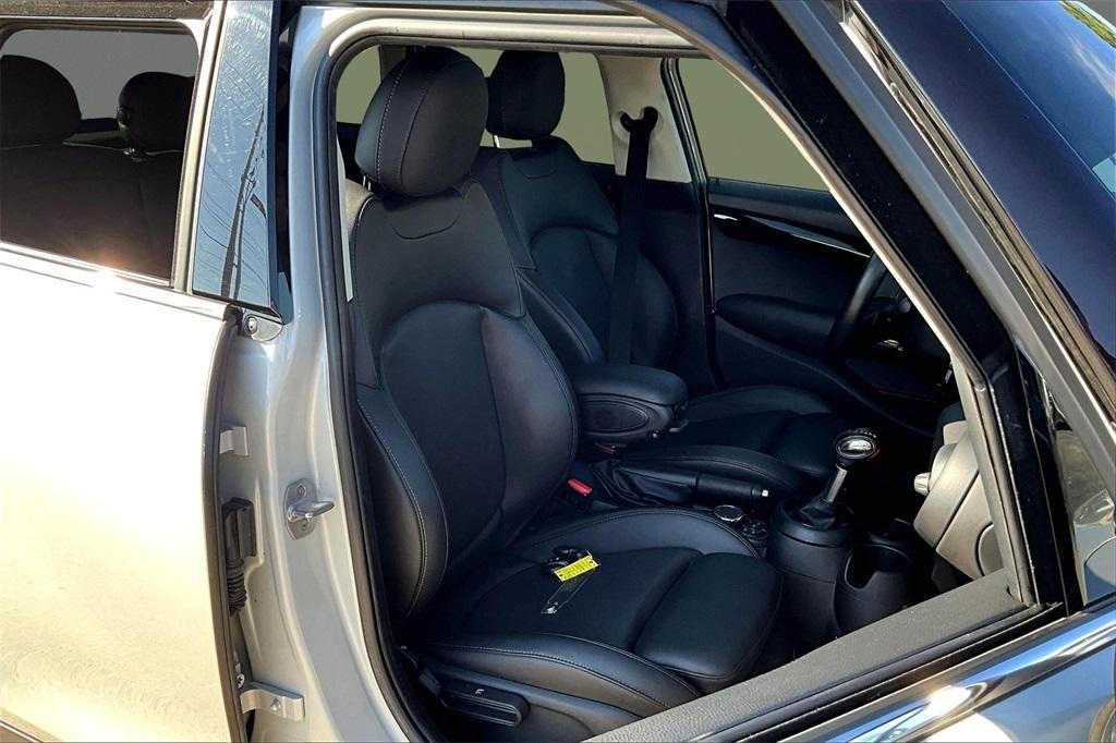 used 2019 MINI Hardtop car, priced at $19,302