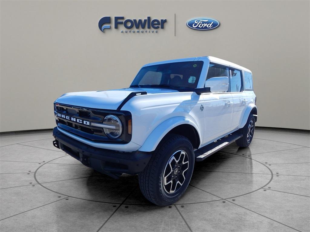 new 2024 Ford Bronco car, priced at $48,611