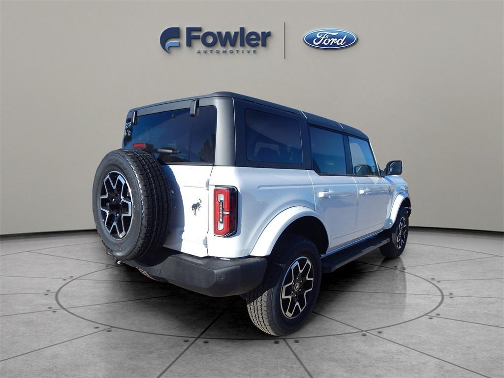 new 2024 Ford Bronco car, priced at $48,611