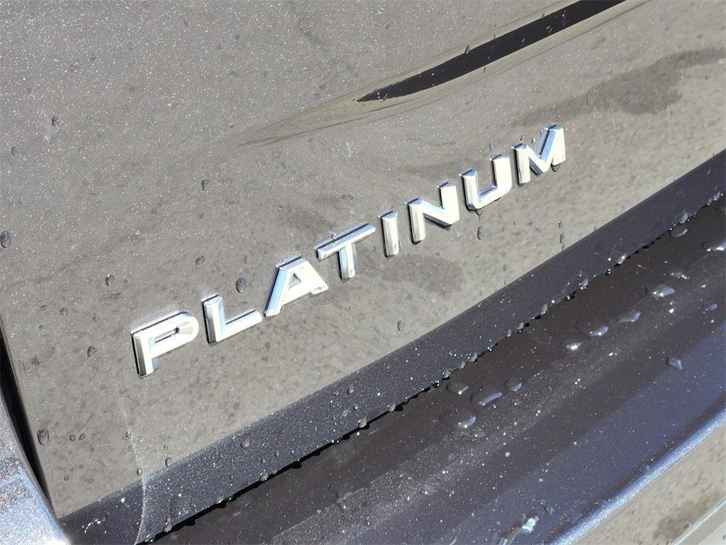 new 2025 Ford Expedition car, priced at $84,637