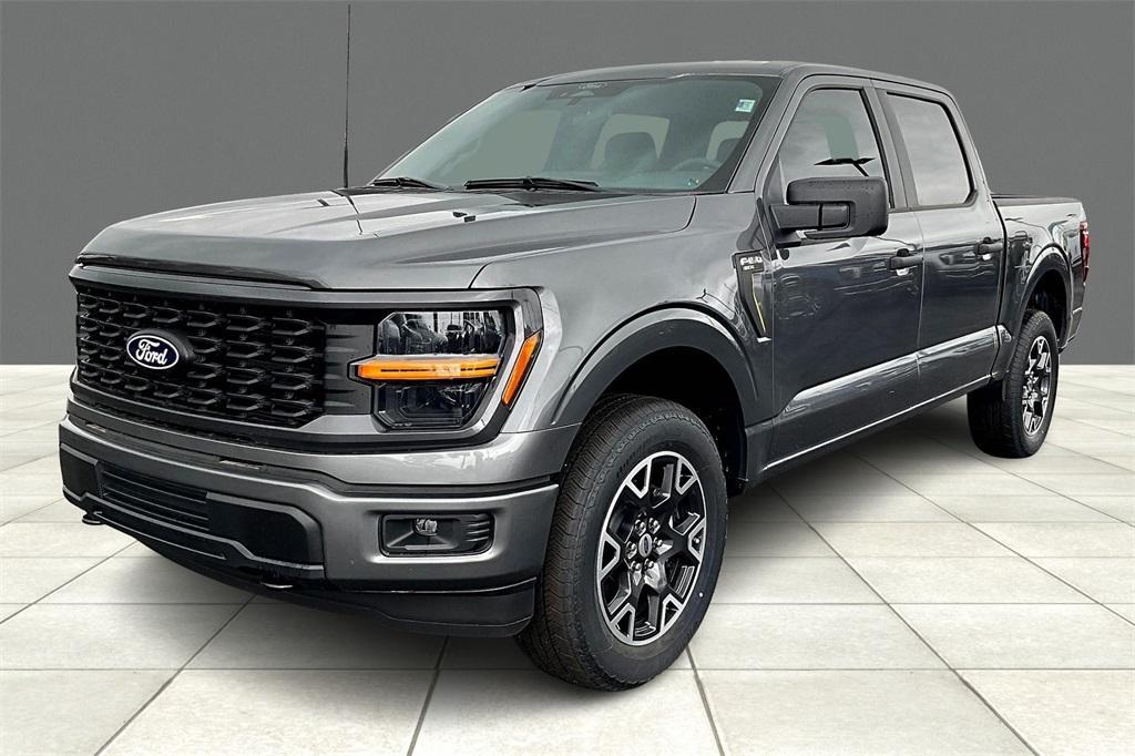 new 2025 Ford F-150 car, priced at $49,370