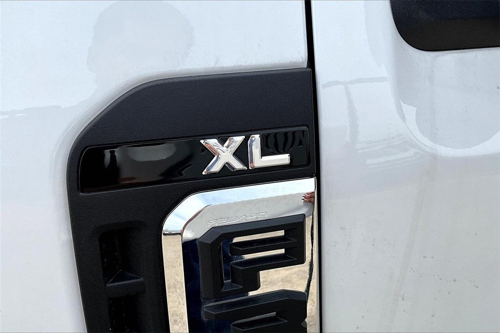 new 2025 Ford F-350 car, priced at $68,940
