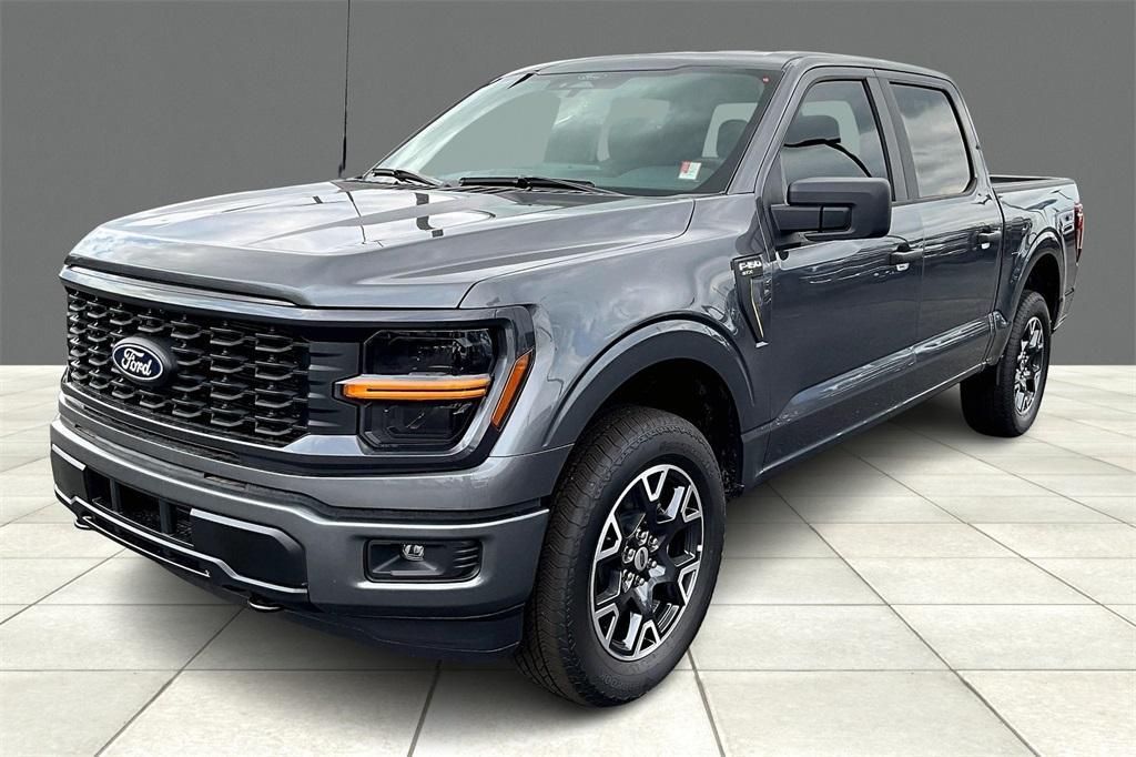 new 2025 Ford F-150 car, priced at $45,811