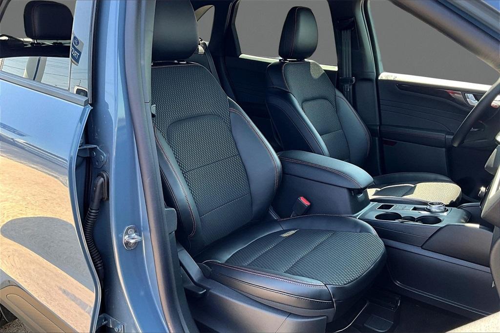 new 2025 Ford Escape car, priced at $32,815