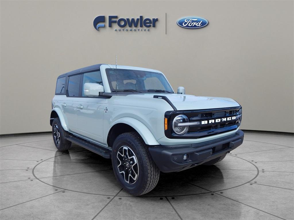 new 2024 Ford Bronco car, priced at $49,279