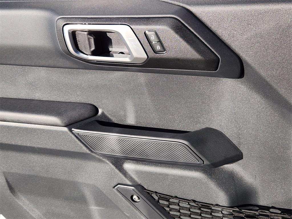 new 2025 Ford Bronco car, priced at $41,492