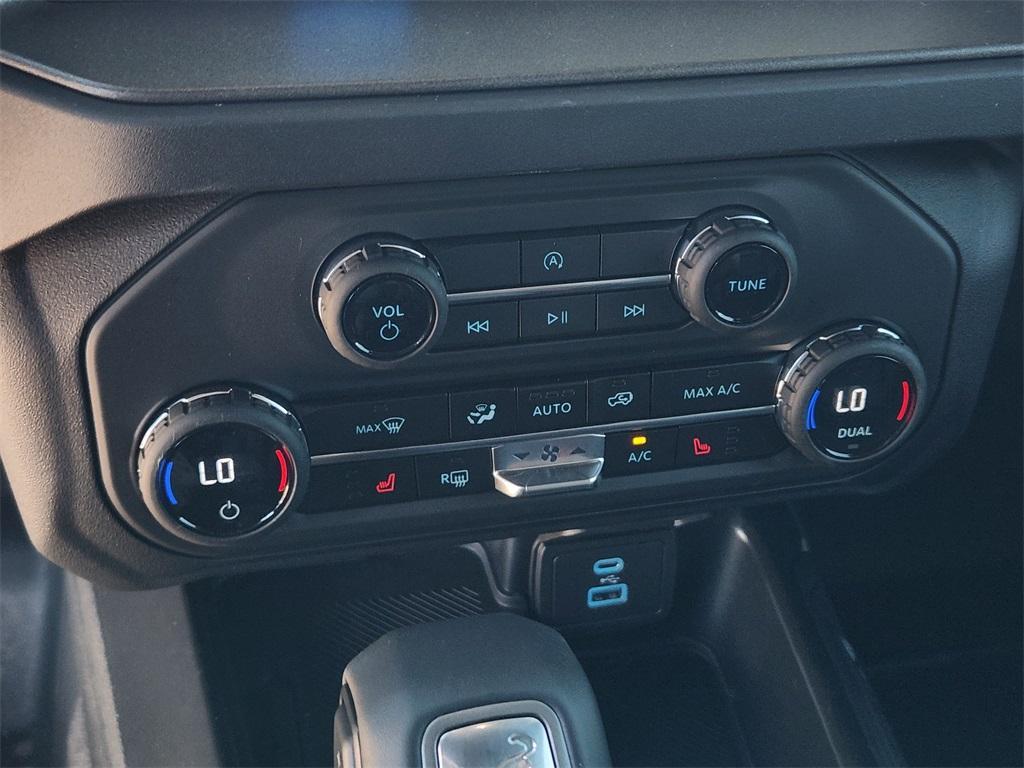 new 2025 Ford Bronco car, priced at $41,492