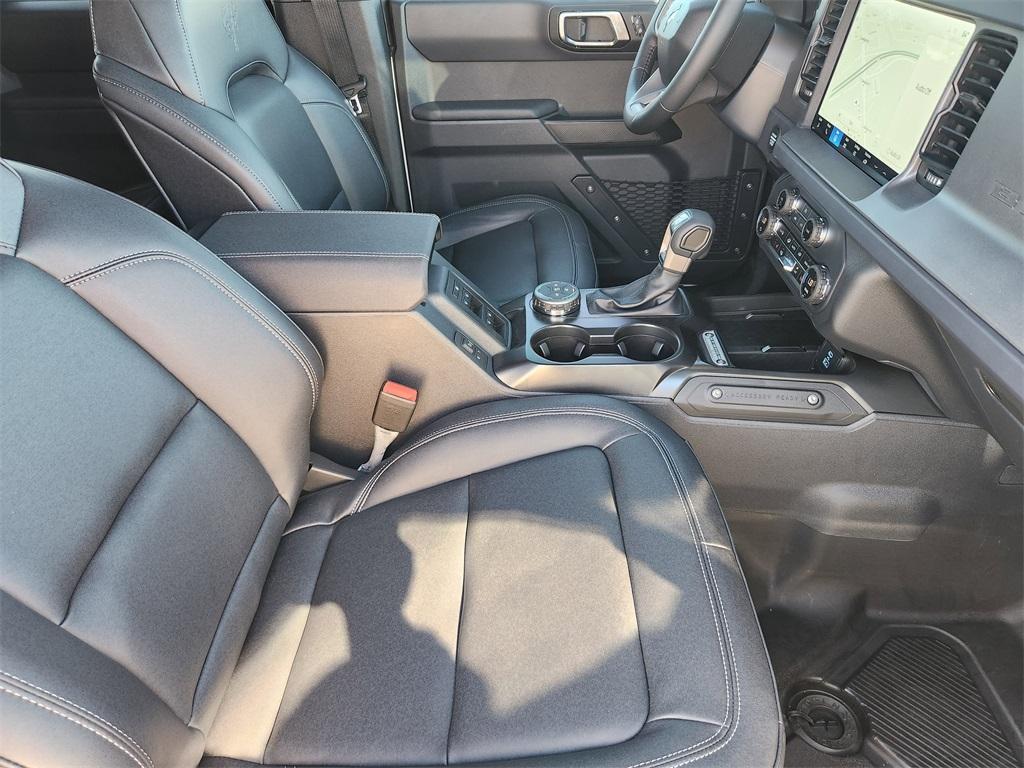 new 2025 Ford Bronco car, priced at $41,492