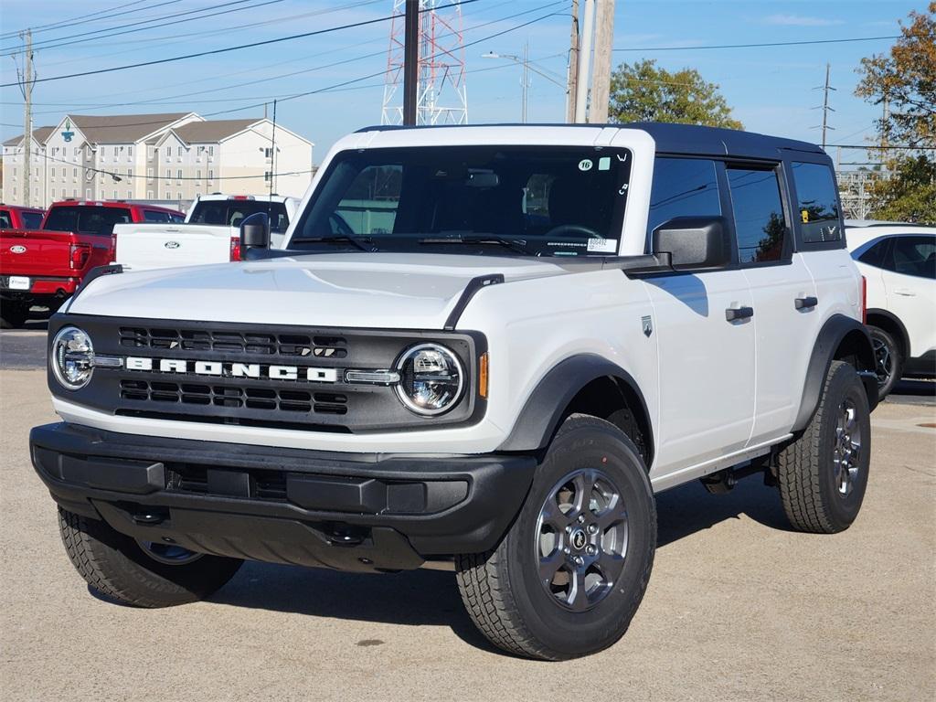 new 2025 Ford Bronco car, priced at $41,492