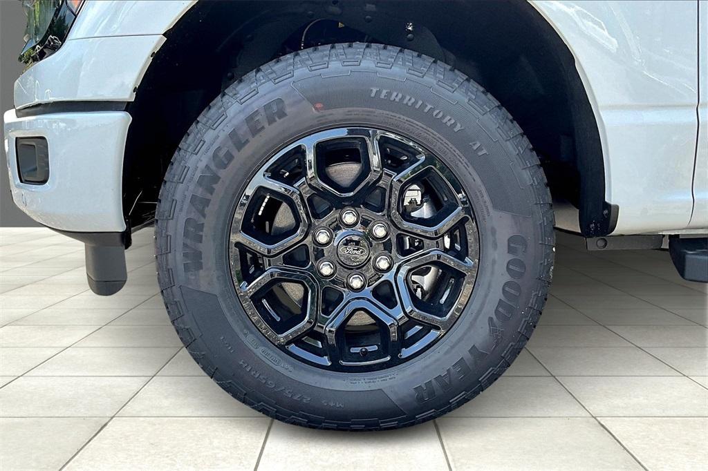 new 2025 Ford F-150 car, priced at $51,894
