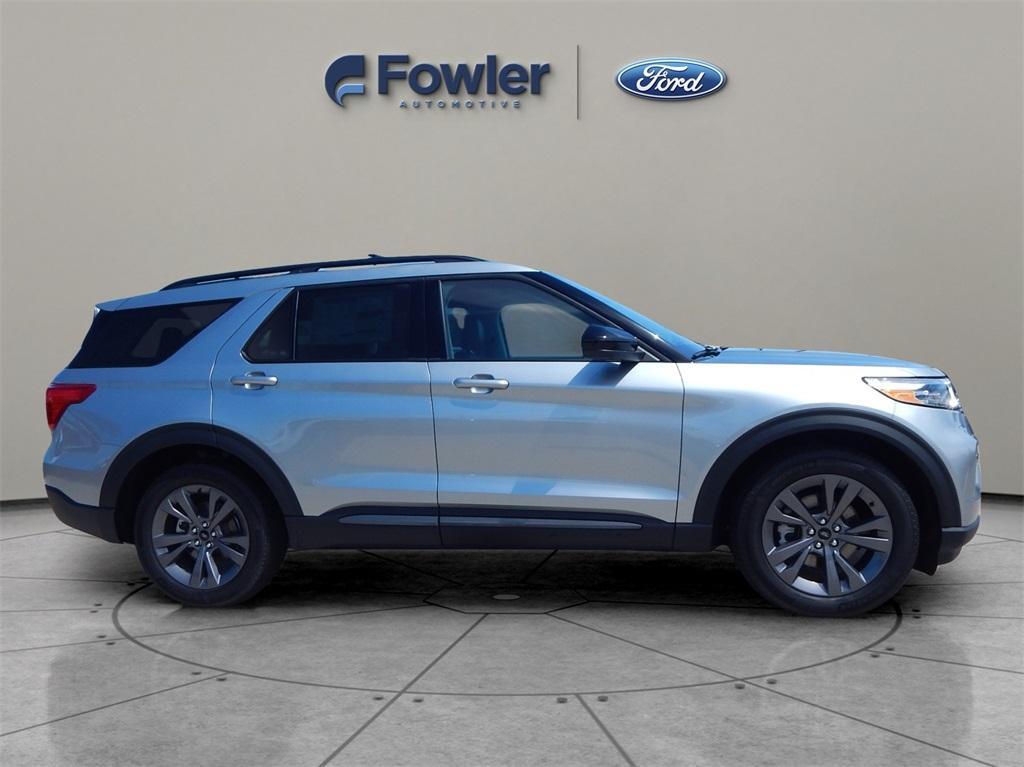 new 2024 Ford Explorer car, priced at $42,775