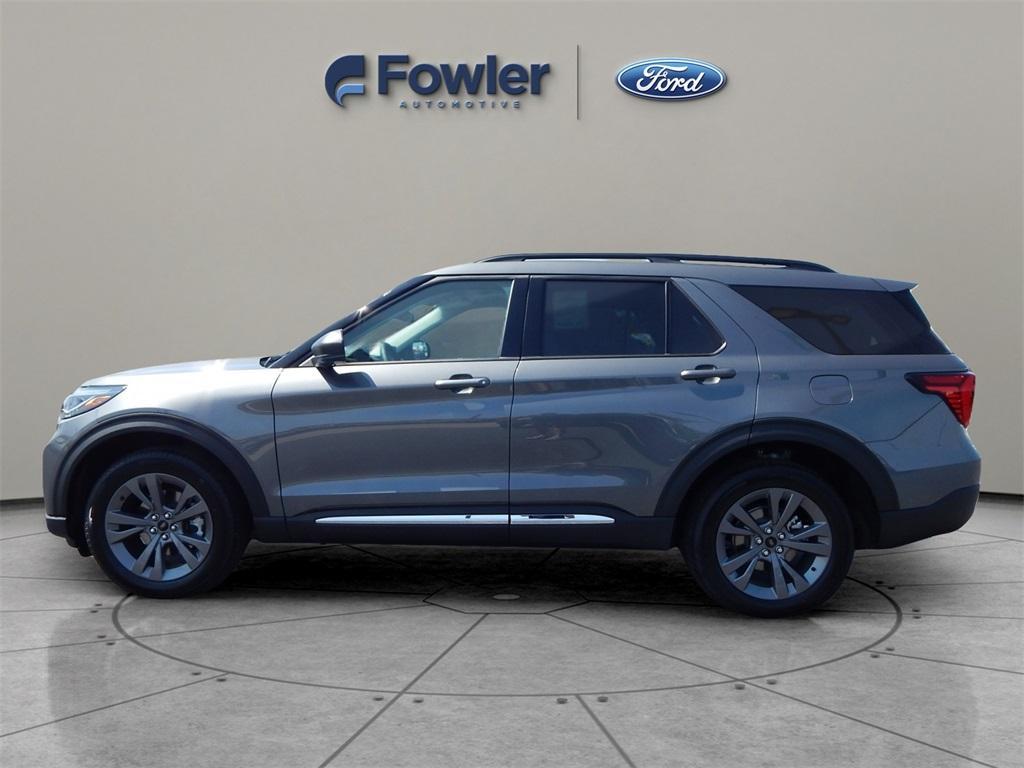 new 2025 Ford Explorer car, priced at $47,364