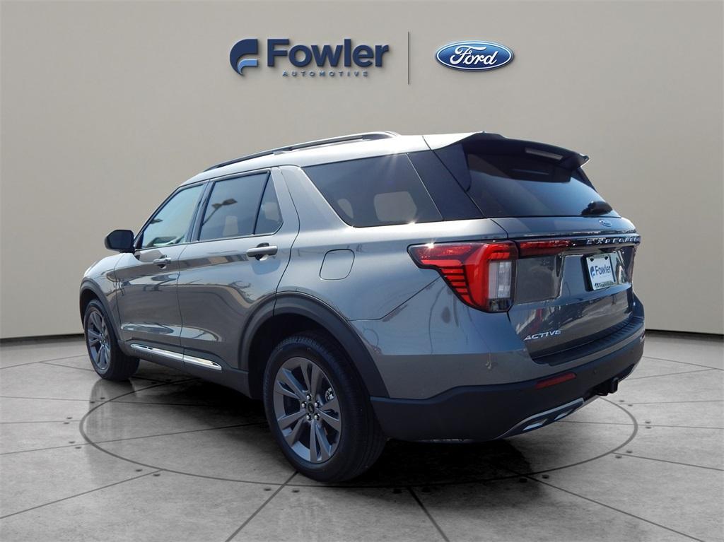 new 2025 Ford Explorer car, priced at $47,364