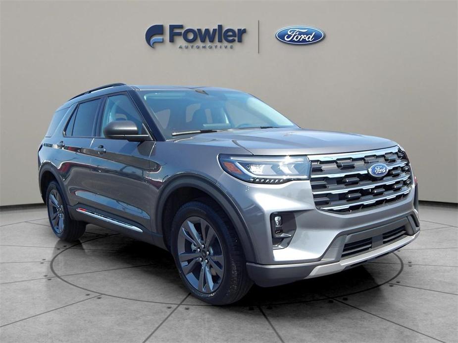 new 2025 Ford Explorer car, priced at $47,364