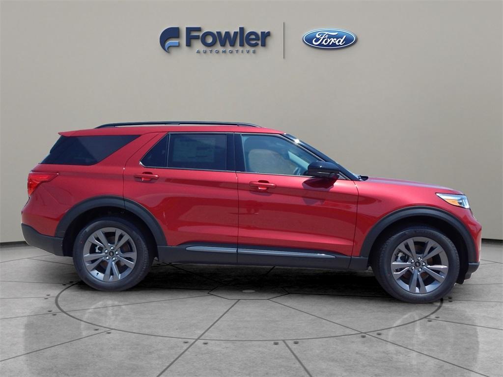 new 2024 Ford Explorer car, priced at $40,900