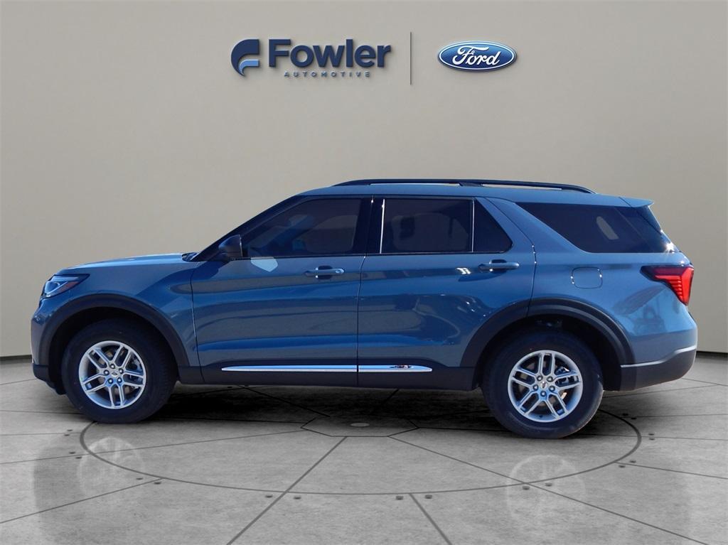 new 2025 Ford Explorer car, priced at $40,445