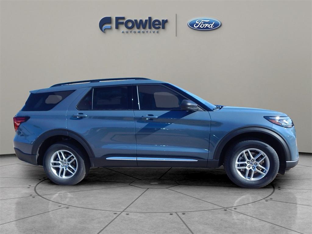 new 2025 Ford Explorer car, priced at $40,445