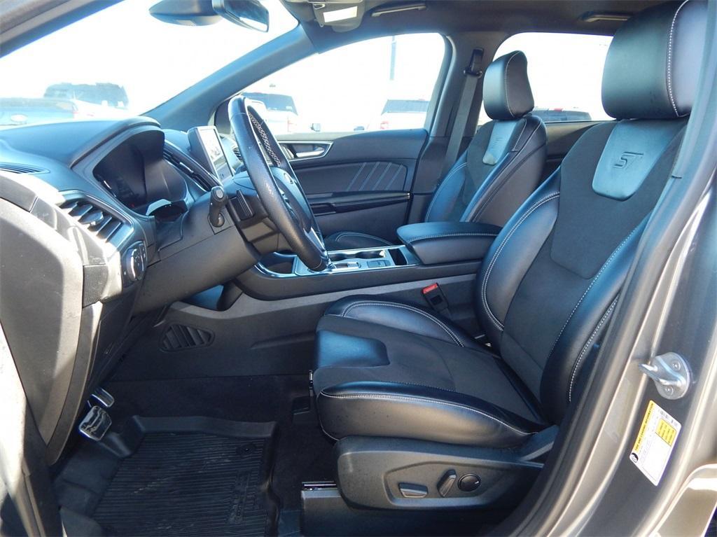 used 2022 Ford Edge car, priced at $31,997