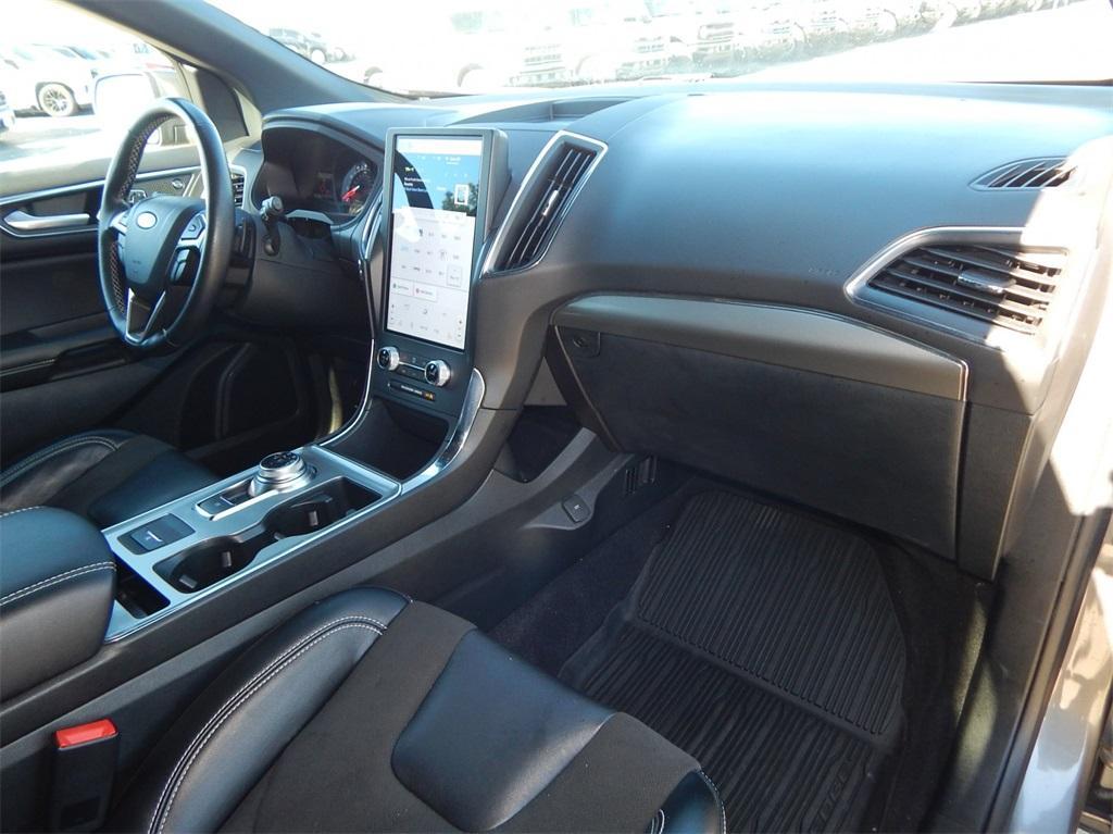 used 2022 Ford Edge car, priced at $31,997