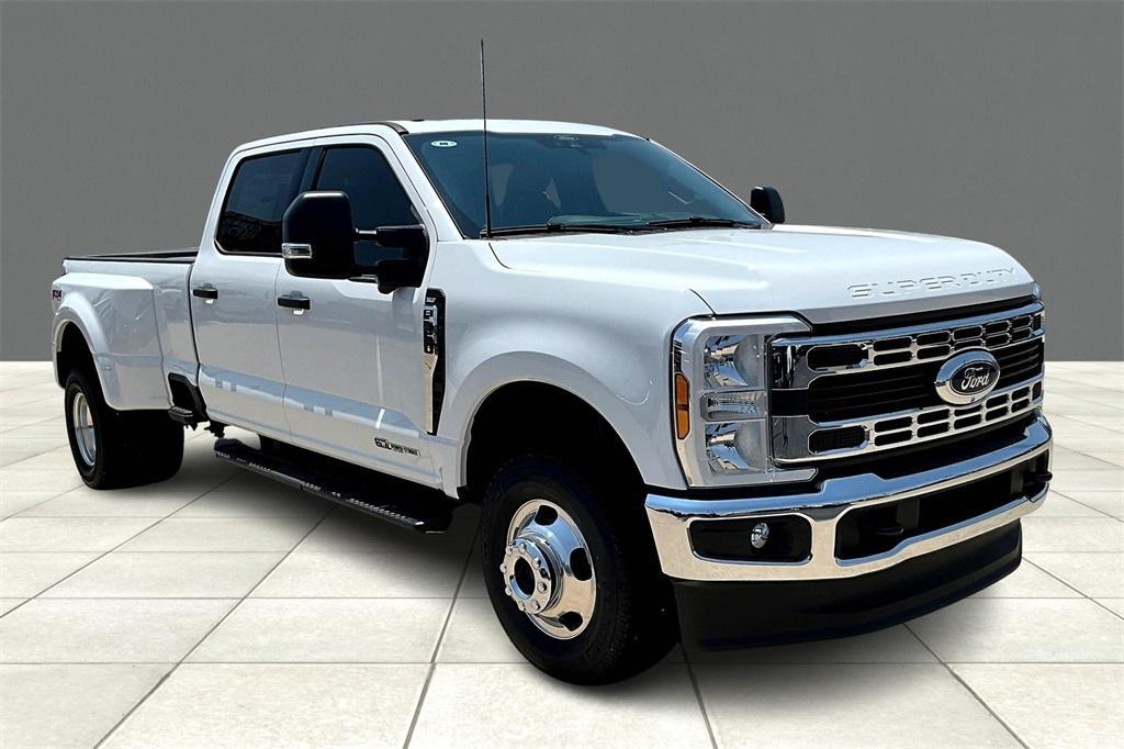new 2025 Ford F-350 car, priced at $74,110
