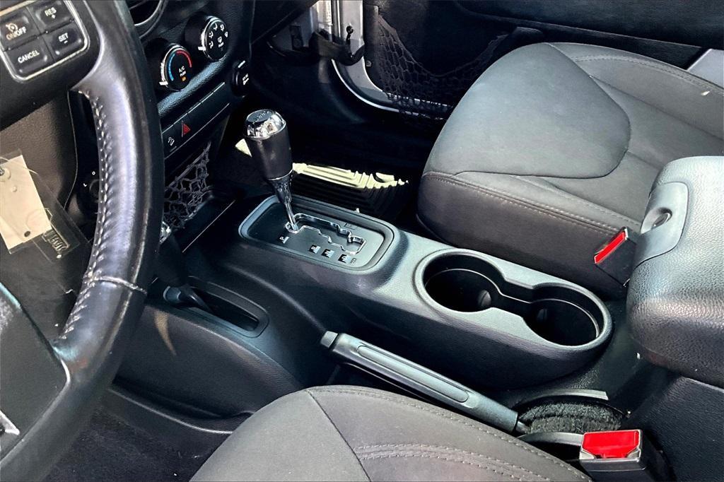 used 2015 Jeep Wrangler Unlimited car, priced at $15,836