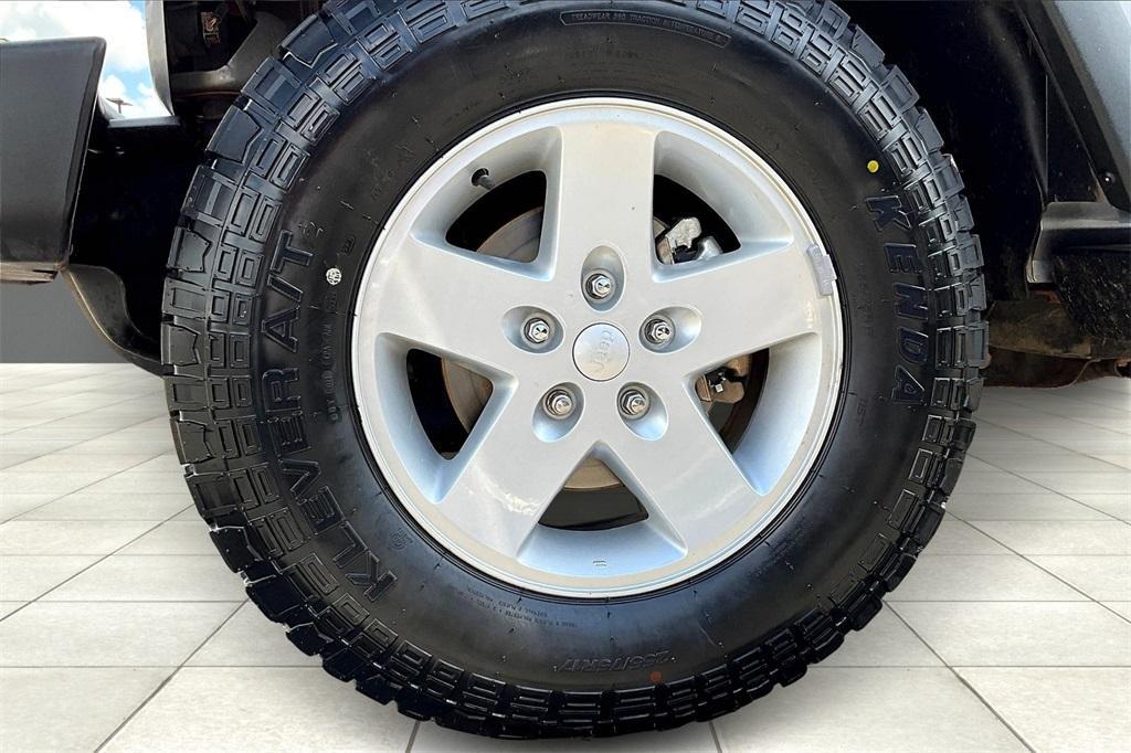 used 2015 Jeep Wrangler Unlimited car, priced at $15,836